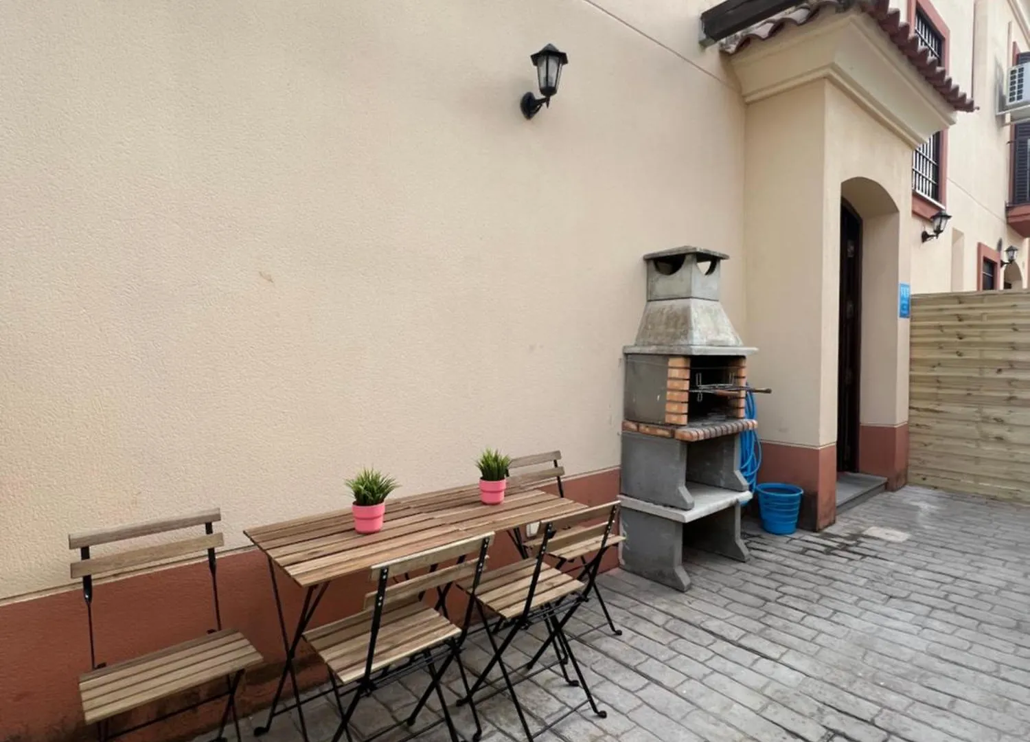 Apartamentos Sevilla Deluxe Rosales Los Rosales  0*, Los Rosales (Seville) Spain